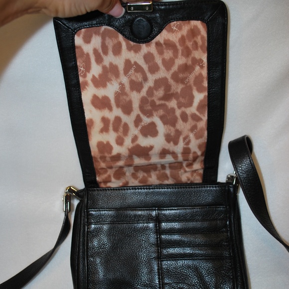B. Makowsky Black Leather Crossbody bag - Picture 3 of 7
